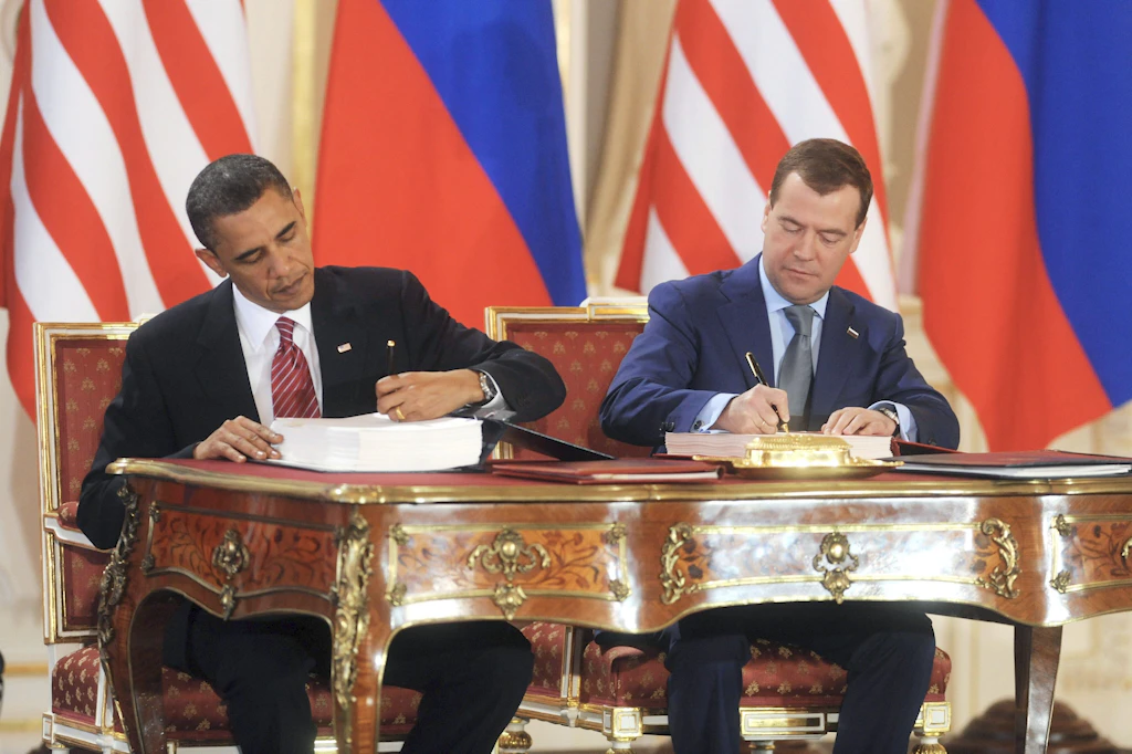 „Ein nukleares Wettrüsten droht“: Atomwaffenkontrolle zwischen USA und Russland vor dem Aus