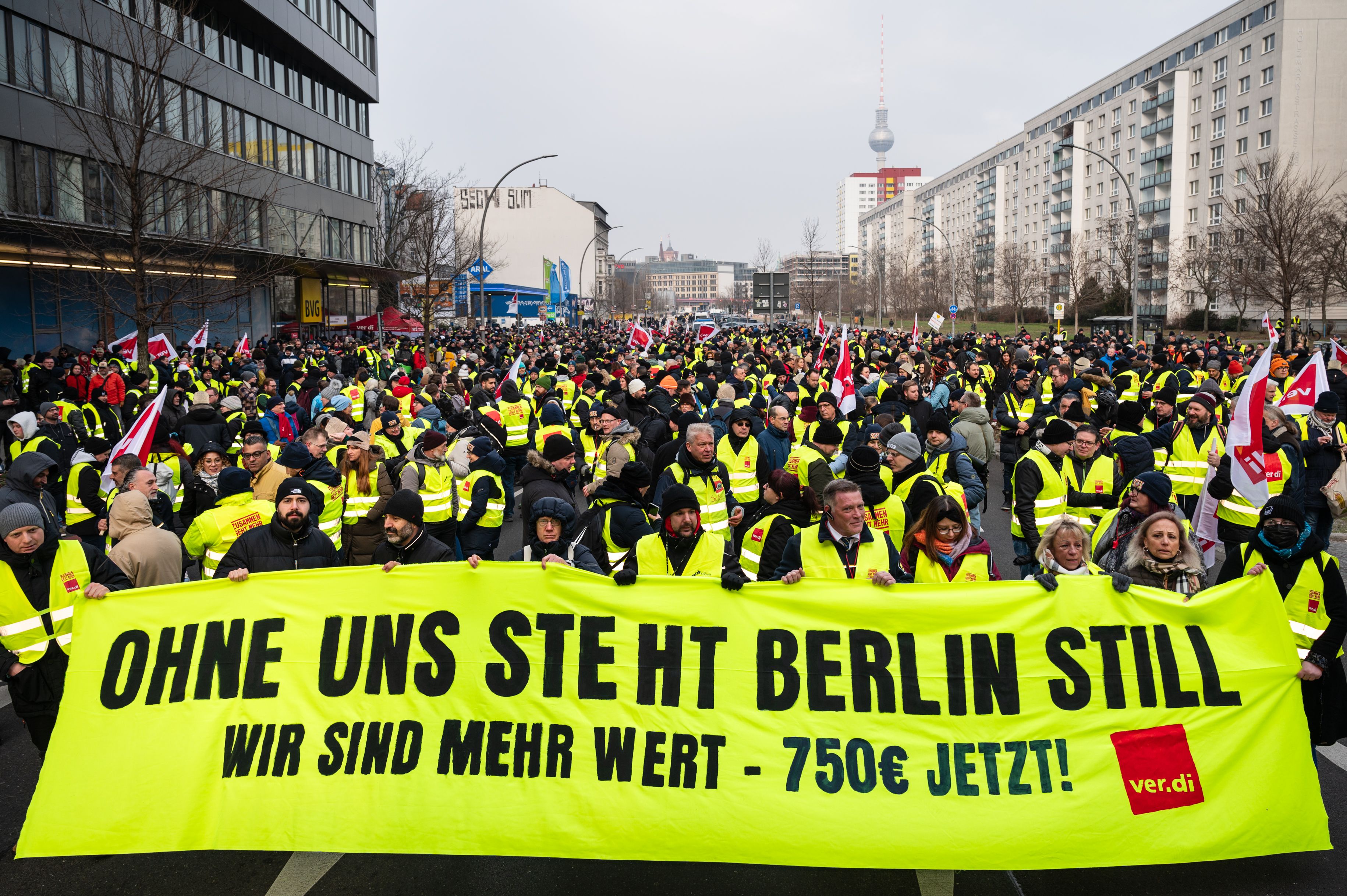 Streik bei der BVG droht: Was über den Streit mit Verdi bekannt ist