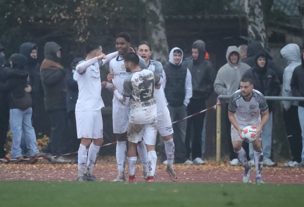 Der-BFC-Dynamo-trennt-sich-von-einem-Pokal-Held