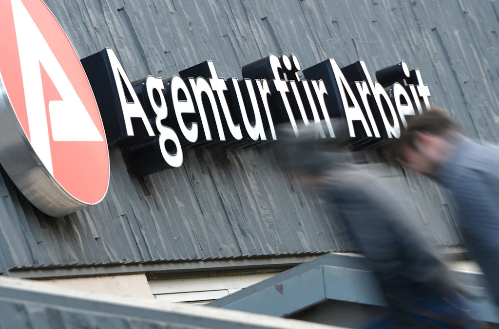 Zahl der Arbeitslosen auf höchstem Stand der letzten zwölf Jahre