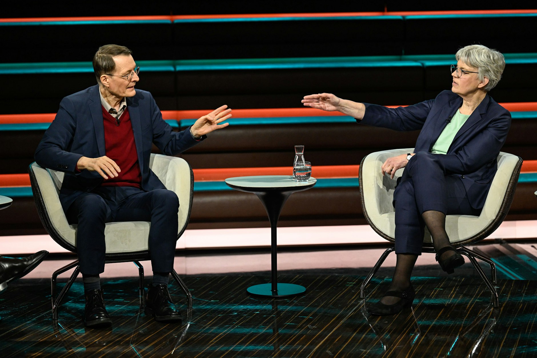 Karl Lauterbach geriet mit Journalistin Antje Höning aneinander.