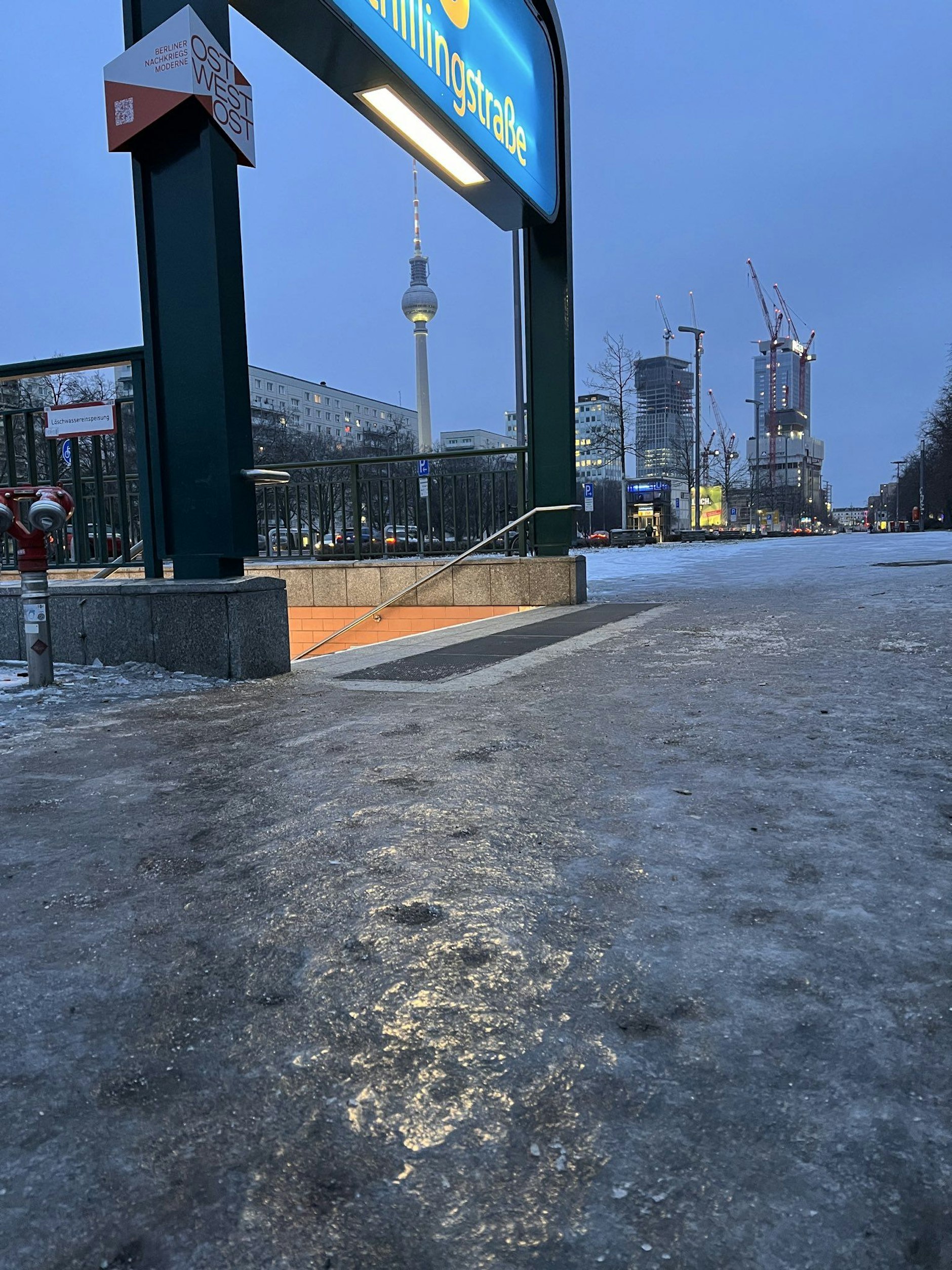 Der Weg zum U-Bahnhof Schillingstraße ist gefährlich.