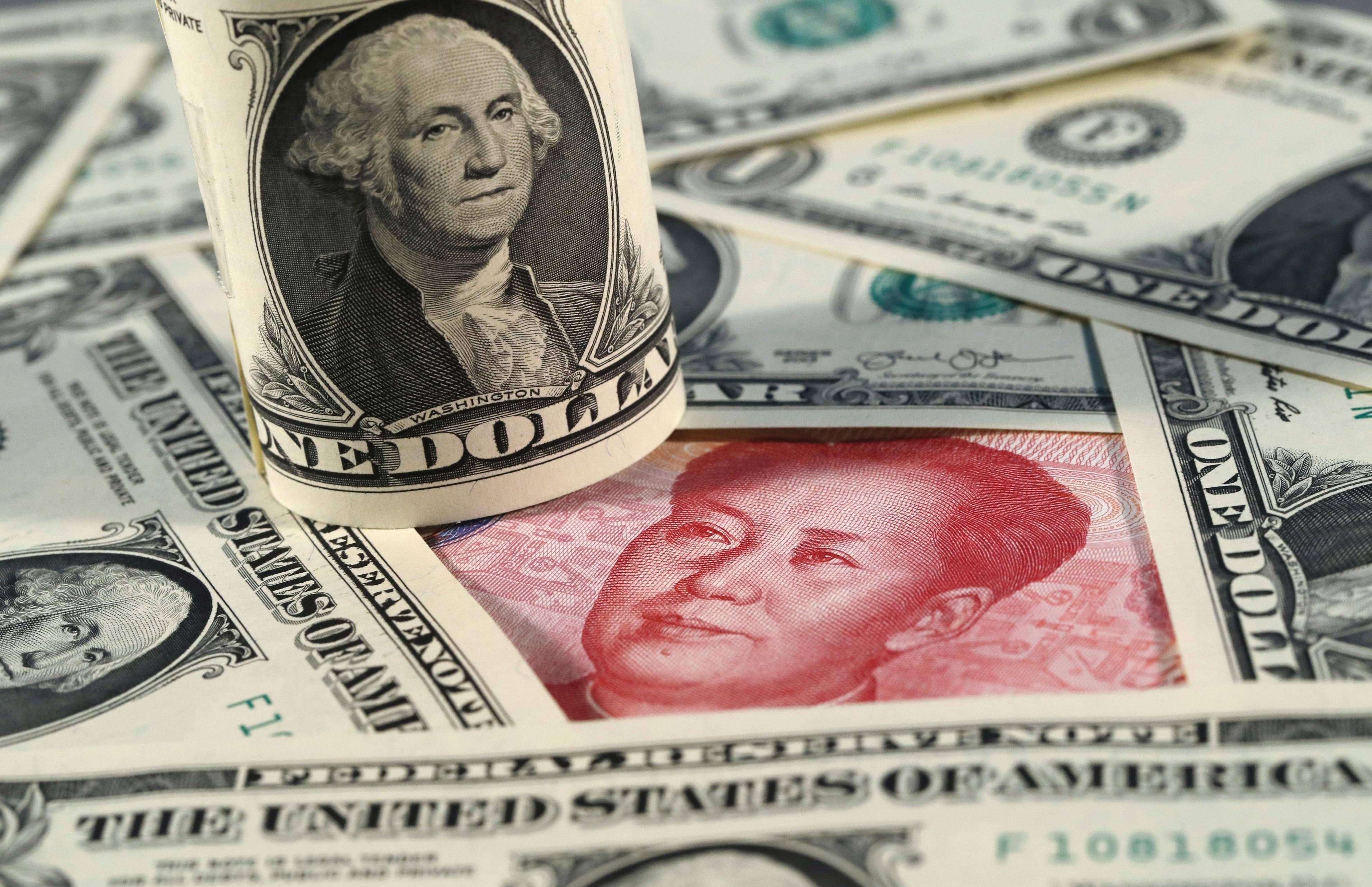 Yanis Varoufakis im Interview: China bereitet sich wider Willen auf Ausstieg aus dem Dollar vor