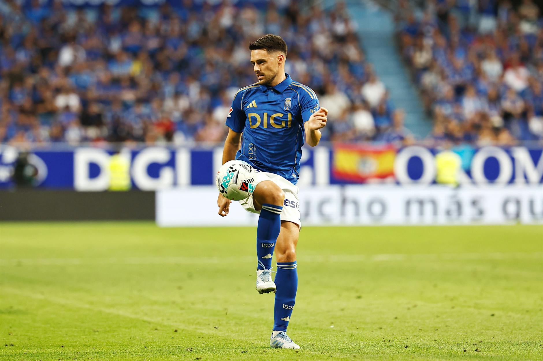 Rogel in Uruguay gelandet, Brekalo im Anflug