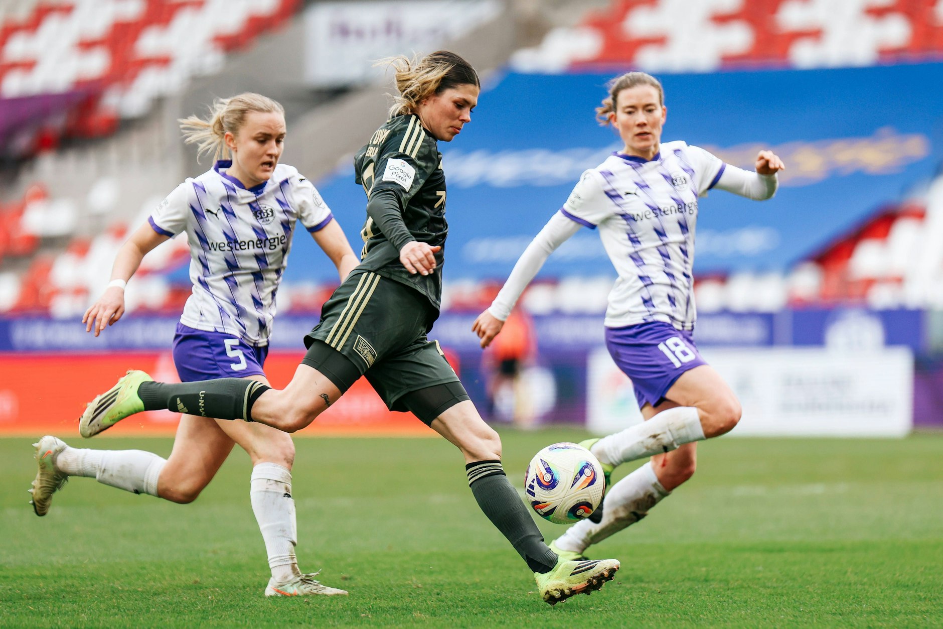 Spielerin des Spiels: Eileen Campbell brachte den 1. FC Union Berlin in Essen auf die Siegerstraße.