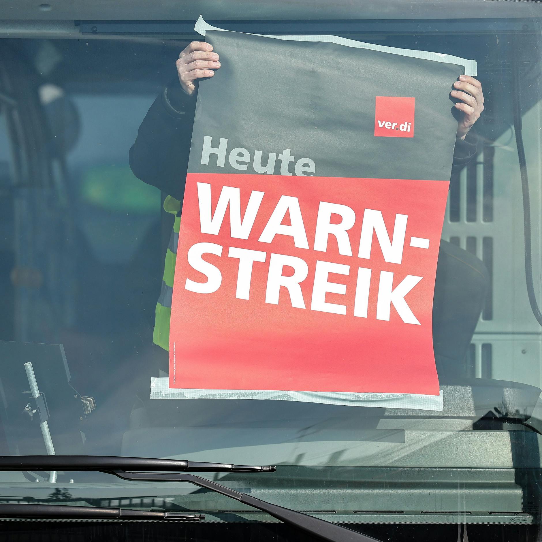 Image - BVG-Streik am Montag – zu spät zur Arbeit kann teuer werden