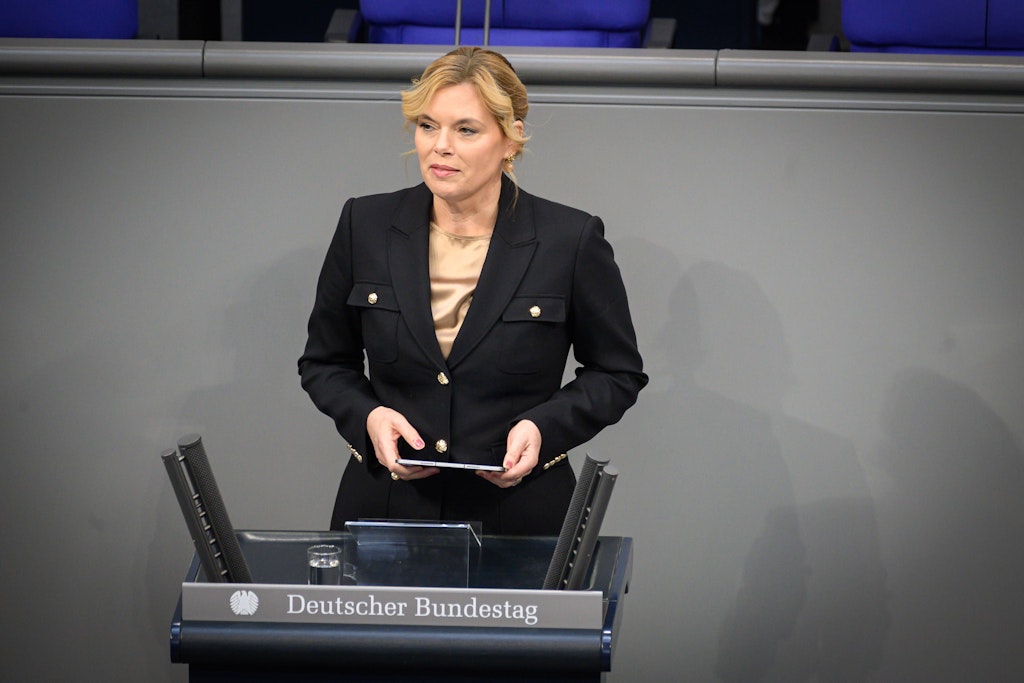 Julia Klöckner kritisiert ARD und ZDF:  Mehr Selbstreflexion nötig