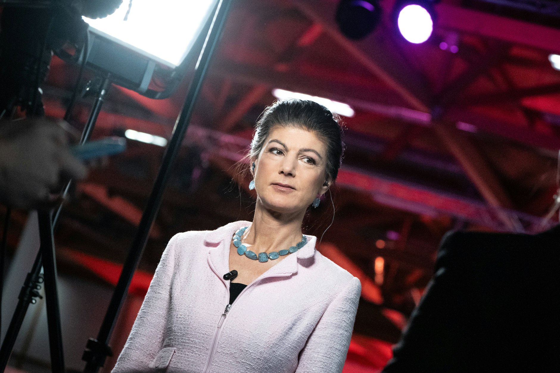 Sahra Wagenknecht am Rande des Bundesparteitages des BSW in Magdeburg