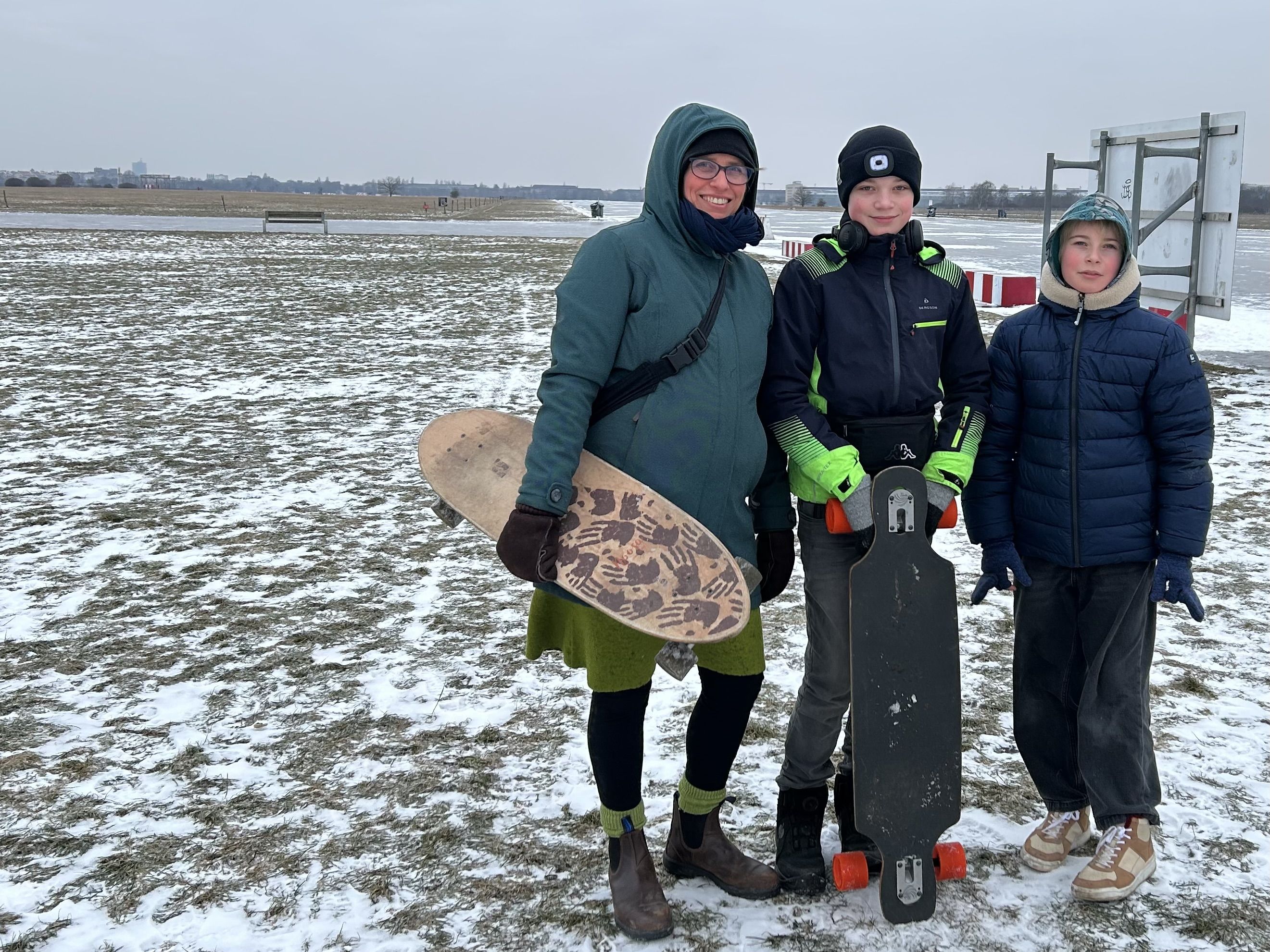 Eisplatte Tempelhofer Feld: Warum wird hier nicht Schlittschuh gefahren?
