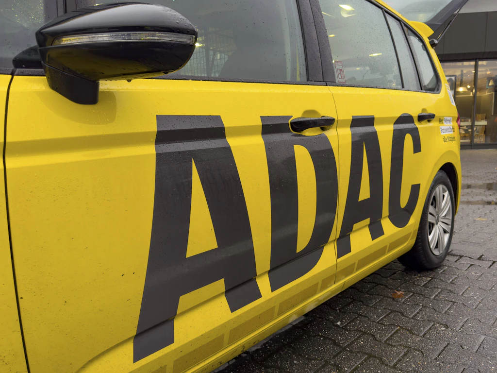 ADAC-Chef Hillebrand tritt zurück: Kündigungswelle nach Forderung nach höherem Spritpreis