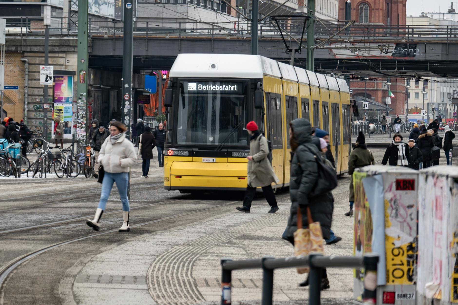 Liveticker zum Streik bei der BVG: Signalstörung bei der S-Bahn
