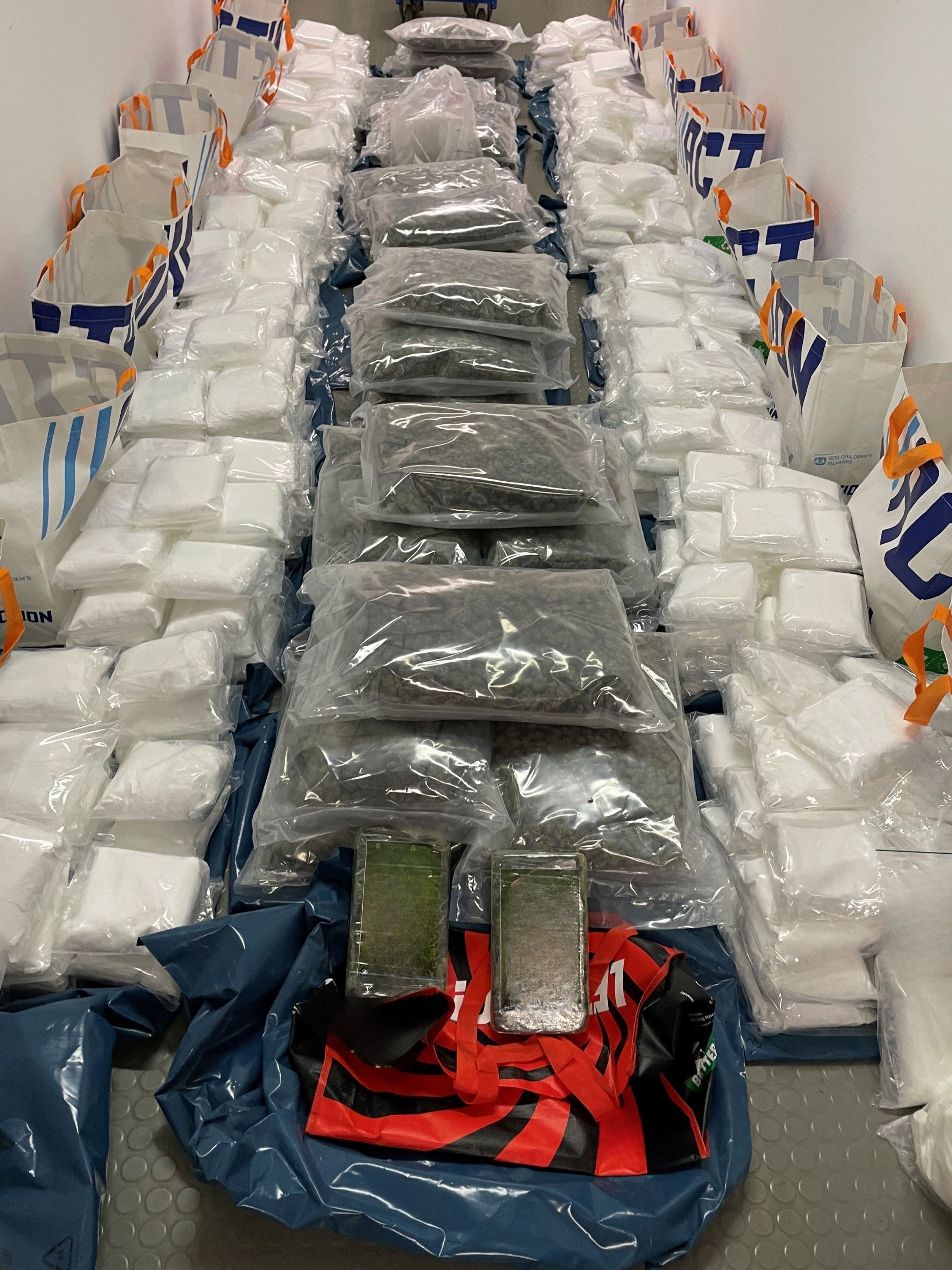 Polizei stellt in Südhessen über 400 Kilogramm Drogen sicher