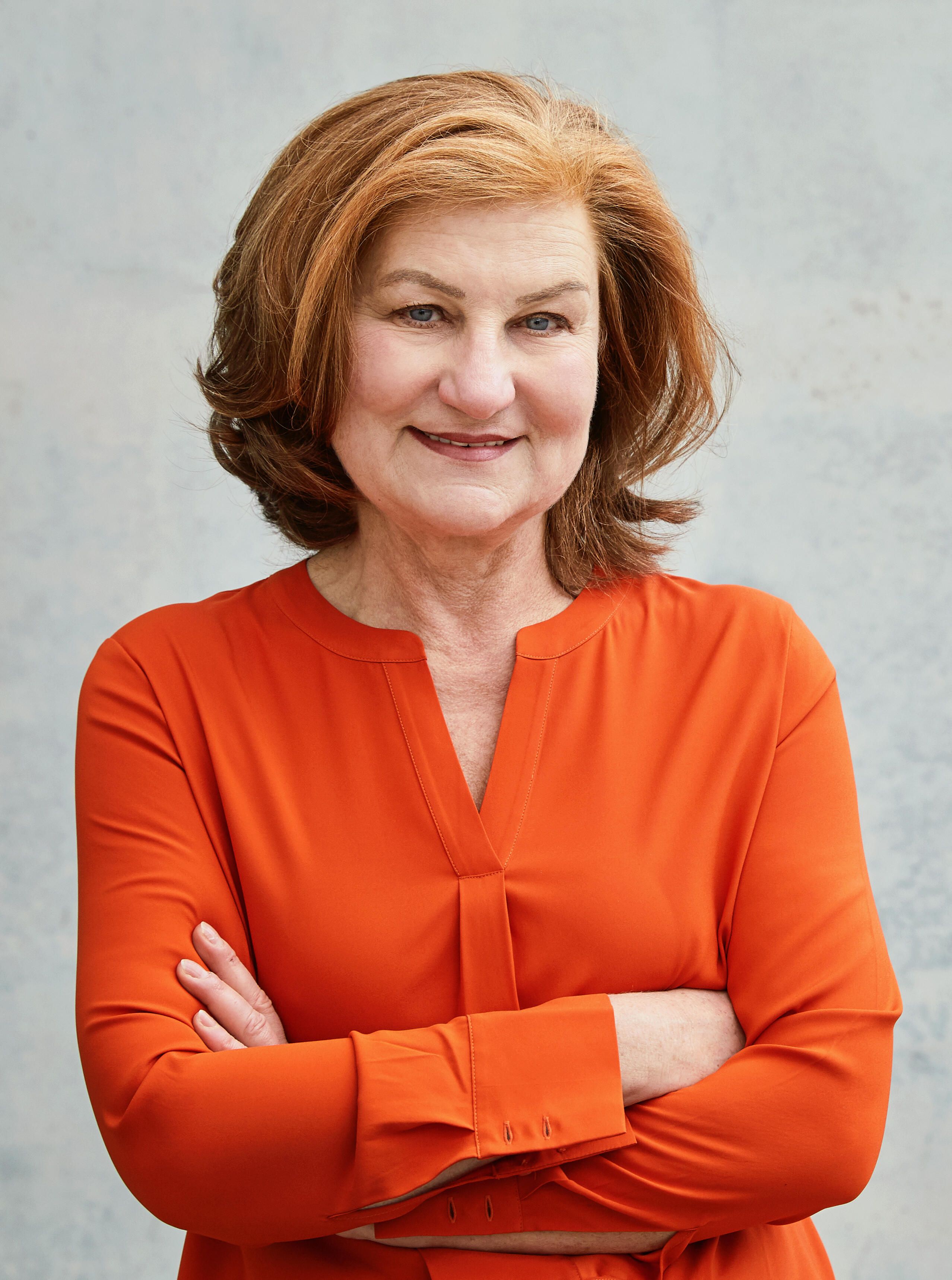 "Mein gelber Pullover": Ursula März reist in ihrem Roman in die Vergangenheit