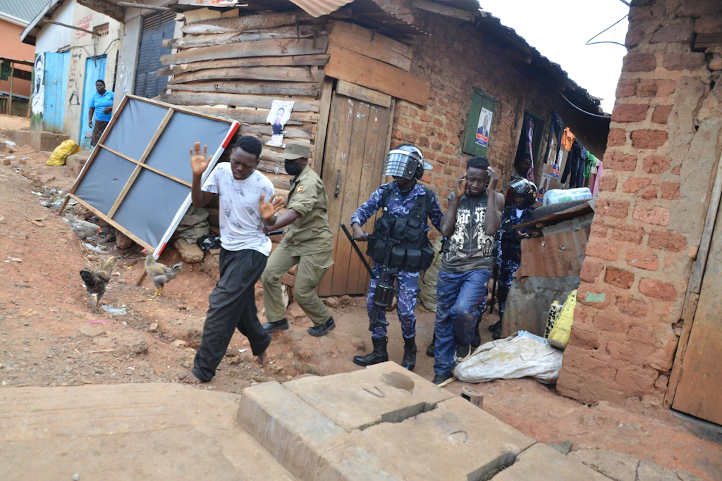 Schon nach Bekanntgabe der vorläufigen Wahlergebnisse kam es in Uganda zu Protesten und Einsätzen der Sicherheitskräfte.