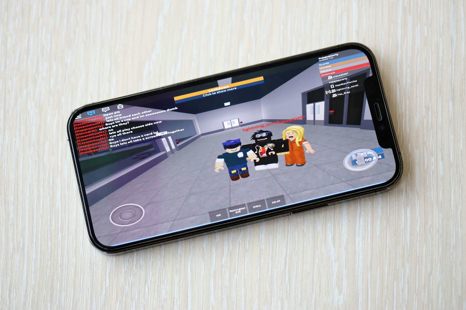 Auf Roblox kommen Kinder mit wenigen Klicks in Rollenspiele, die sie emotional überfordern.