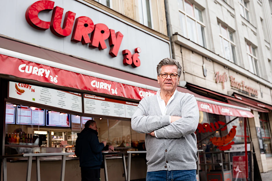 Öffnete seine Wurstbude vor 45 Jahren: Lutz Stenschke