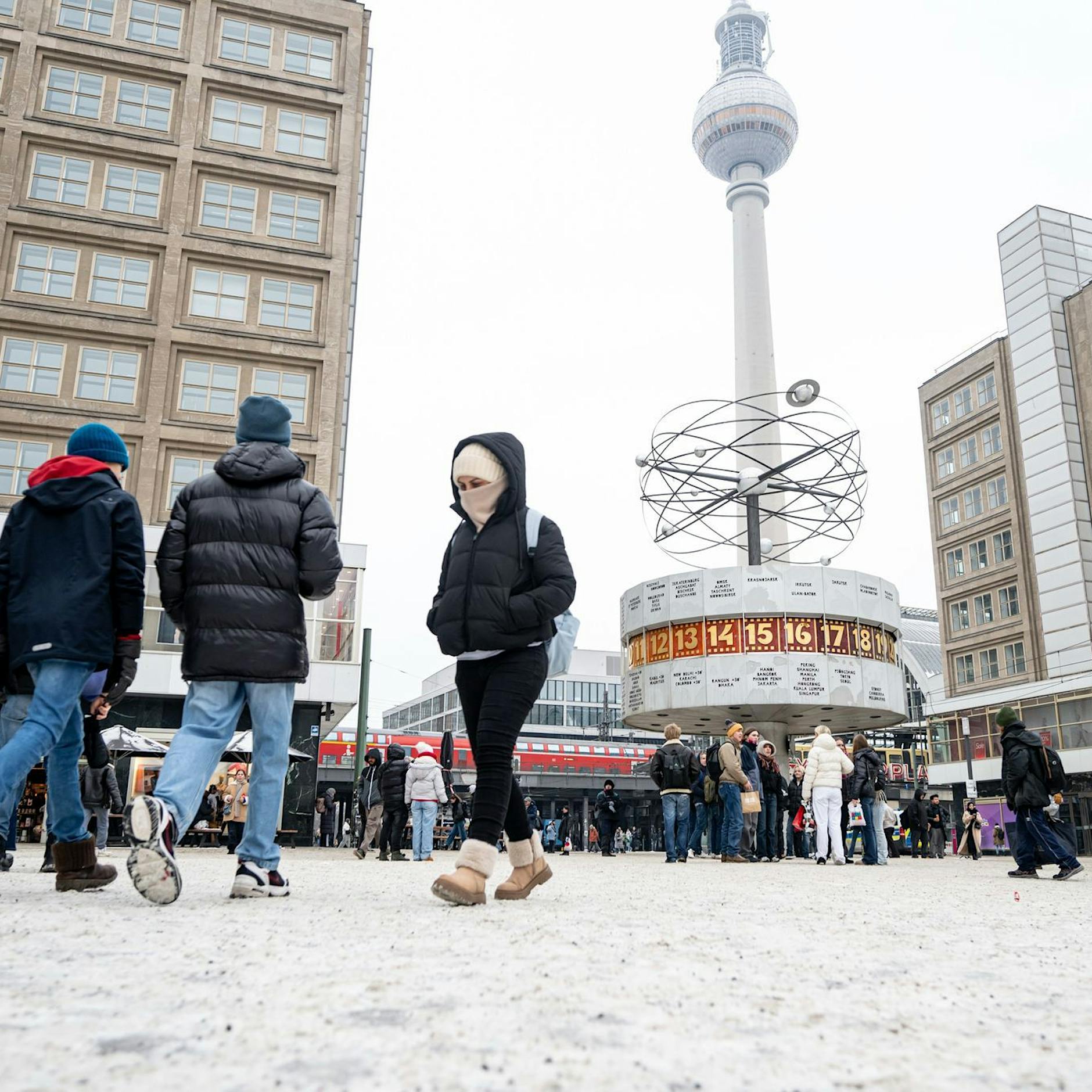 Neuschnee am Morgen – S-Bahn-Störungen und ein weiterer Wasserrohrbruch