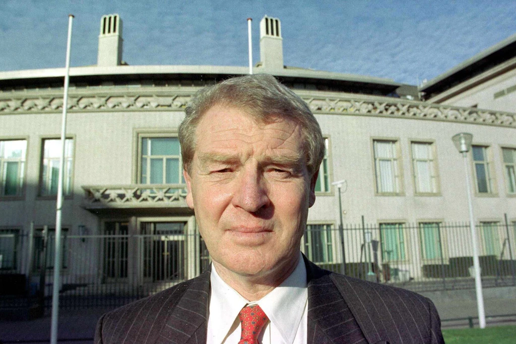 Paddy Ashdown vollendete, was Koschnick begonnen hatte.