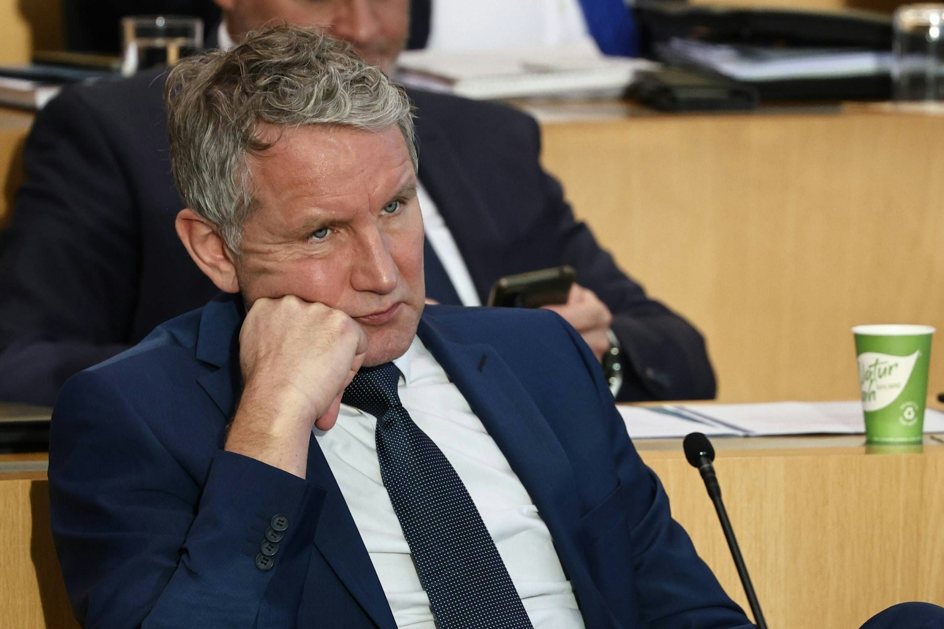 Björn Höcke (AfD) ist mit einem Misstrauensantrag der AfD gescheitert. Mario Voigt von der CDU bleibt Ministerpräsident.