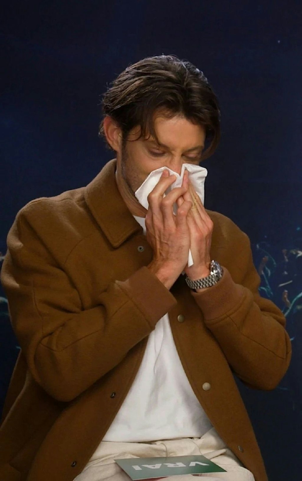 100-000-Euro-f-r-ein-benutztes-Taschentuch