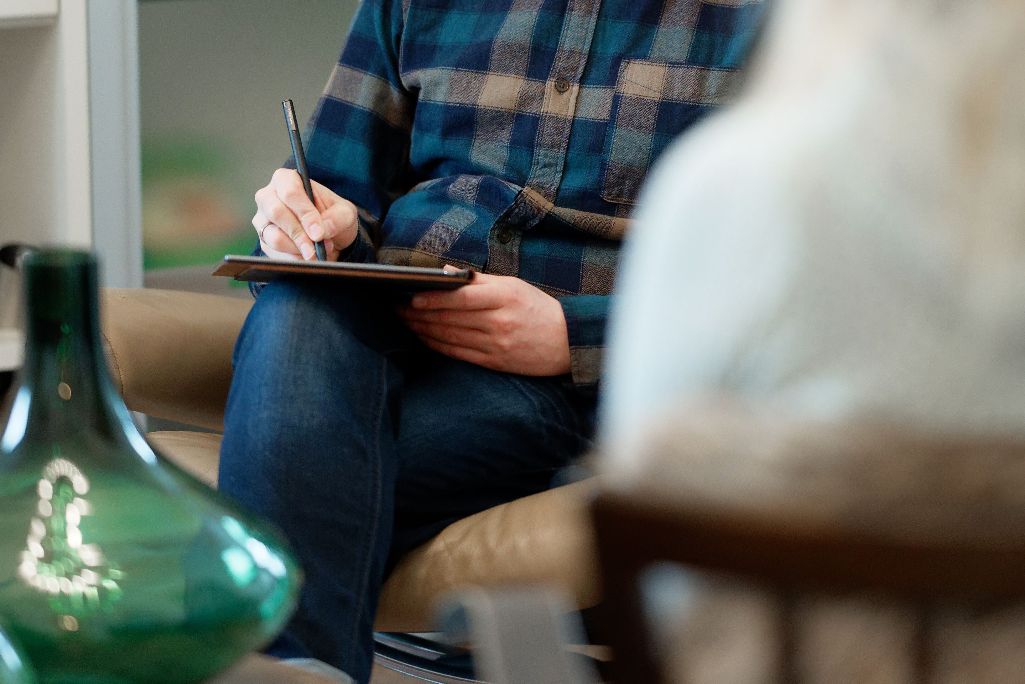 Gesetzliche Krankenkassen planen drastische Kürzungen: Psychotherapeuten schlagen Alarm