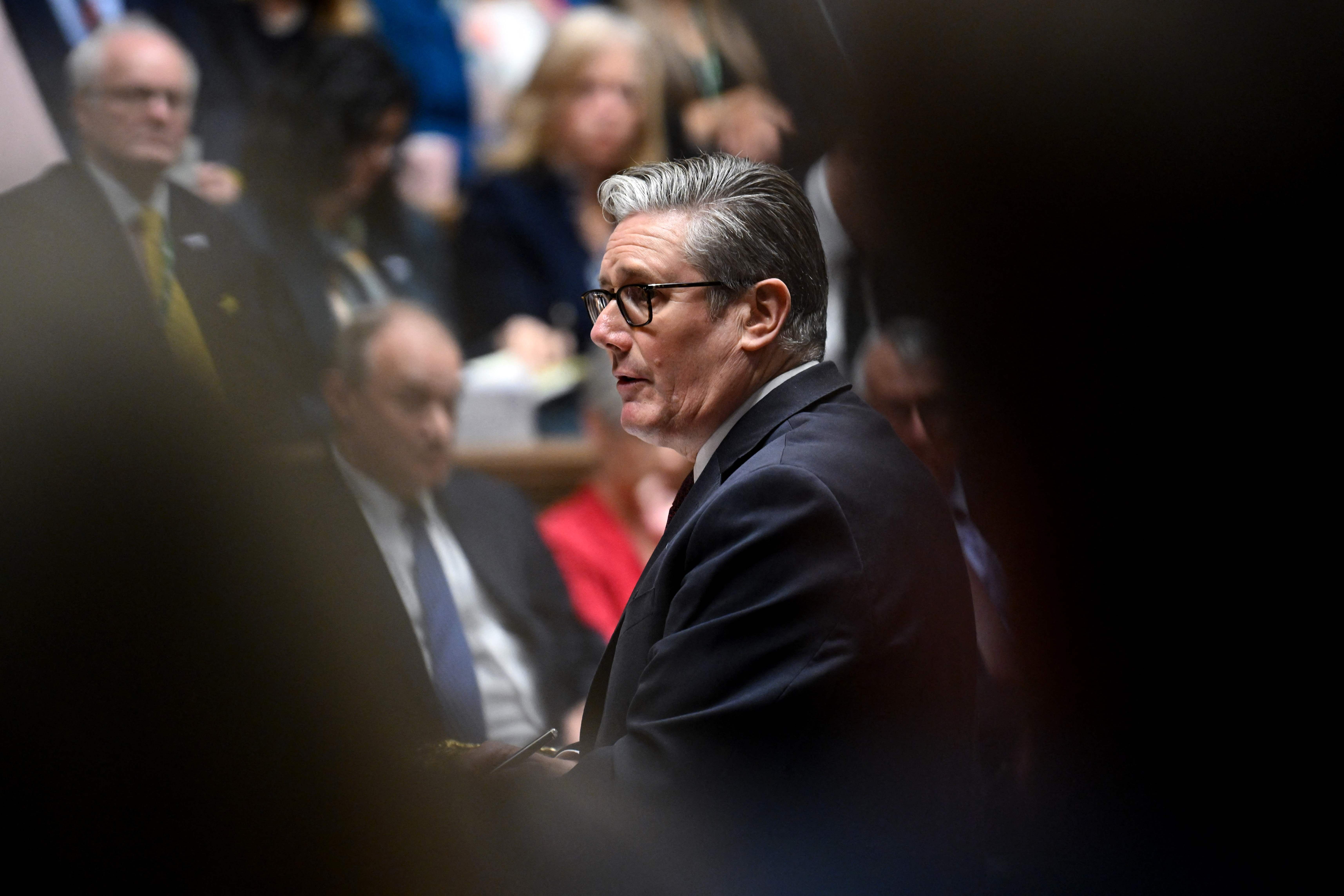 Image - Epstein-Akten: Keir Starmer gerät wegen Peter Mandelson unter Druck