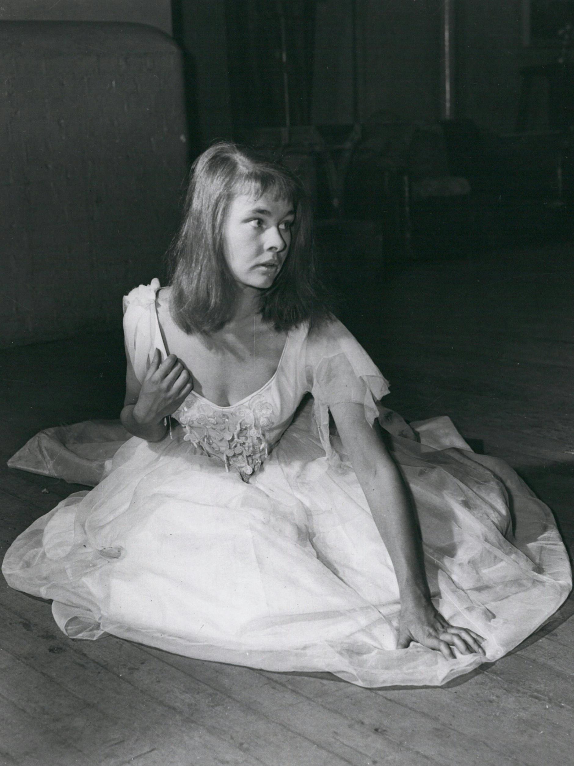 Judi Dench als Ophelia am Old Vic 1957