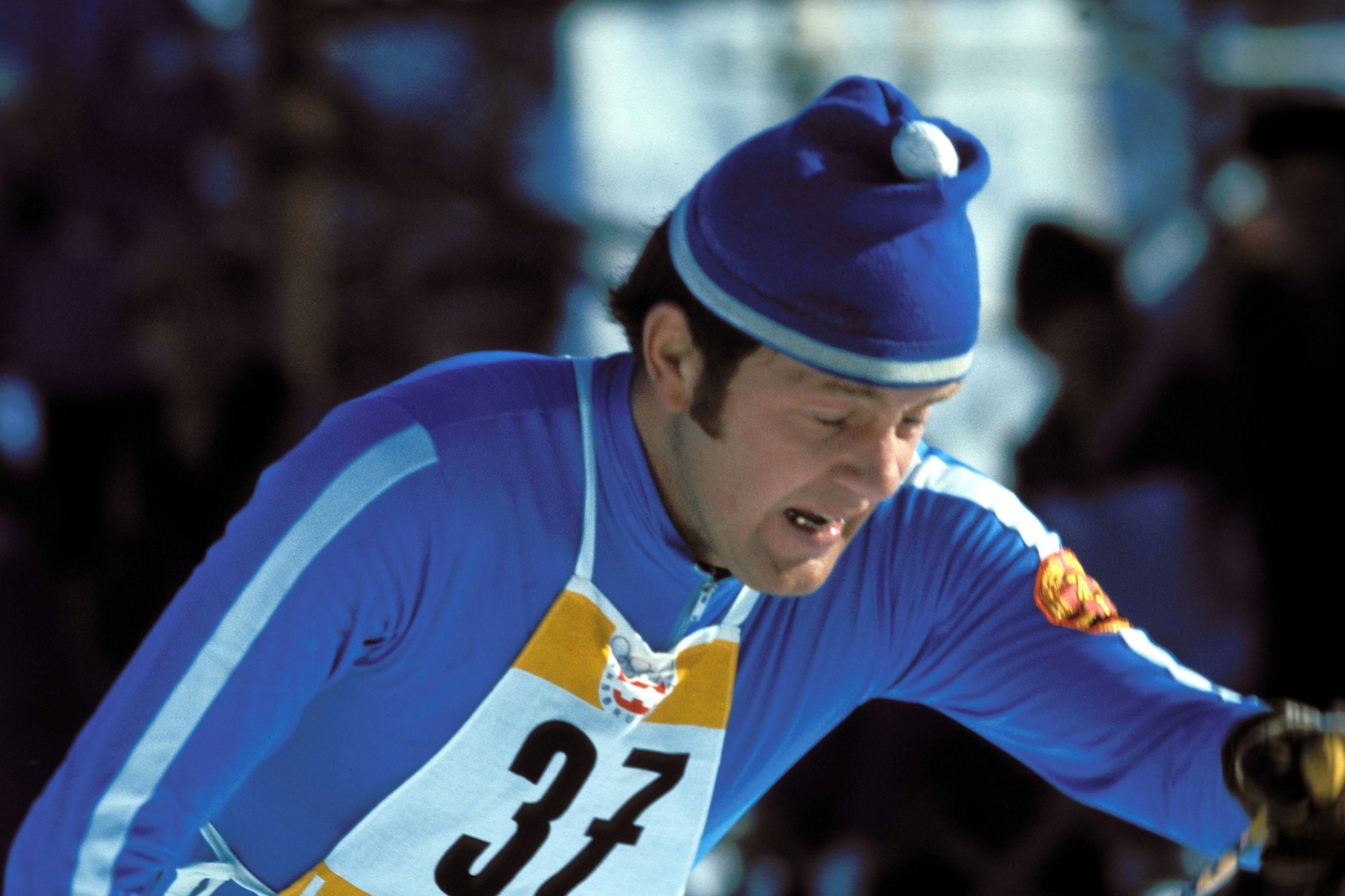 Gerhard Grimmer aus der DDR gewinnt bei den Olympischen Spielen nie eine Medaille. Dennoch zählt er zu den herausragenden Persönlichkeiten des deutschen Wintersports.