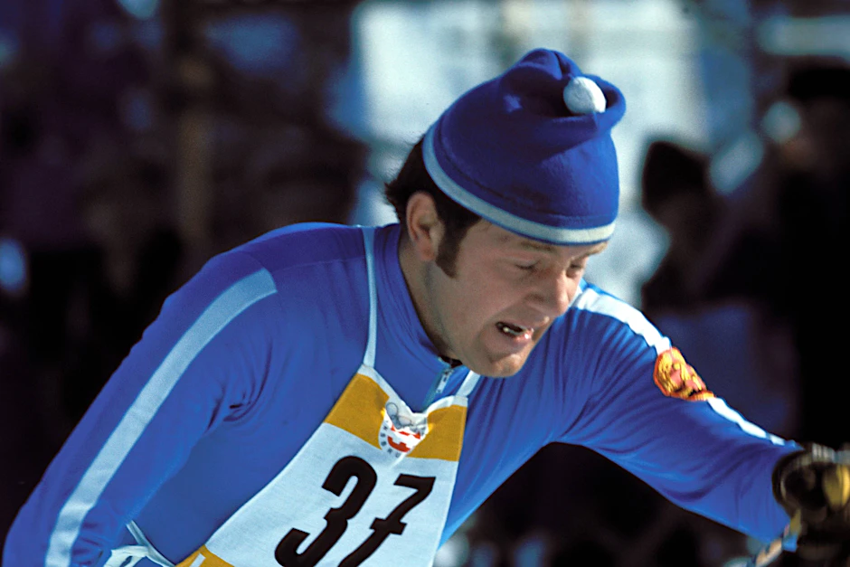 Gerhard Grimmer aus der DDR gewinnt bei den Olympischen Spielen nie eine Medaille. Dennoch zählt er zu den herausragenden Persönlichkeiten des deutschen Wintersports.