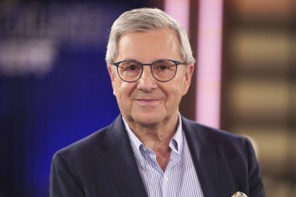 TV-Star-Jan-Hofer-st-rzt-in-Berlin-und-rechnet-mit-NABU-ab