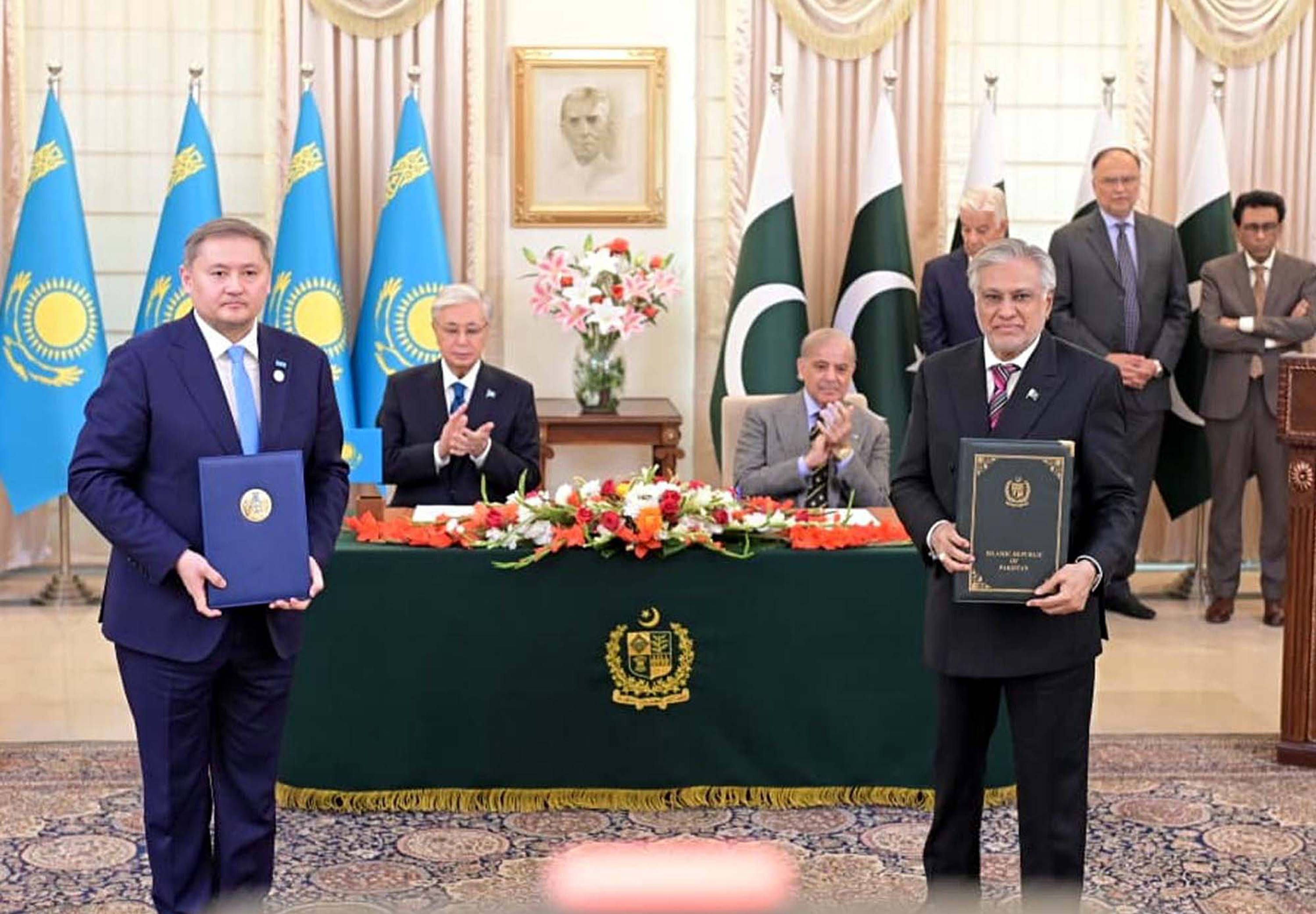 Kasachstan postitioniert sich als Trumps Partner und treibt Afghanistan-Route voran