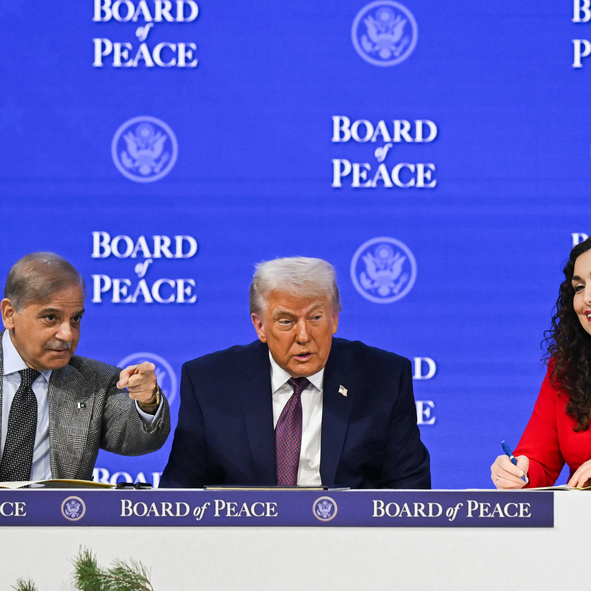 Image - Kosovo-Präsidentin prüft Klage: Wie es zum Streit zwischen Vjosa Osmani und einem FAZ-Journalisten kam