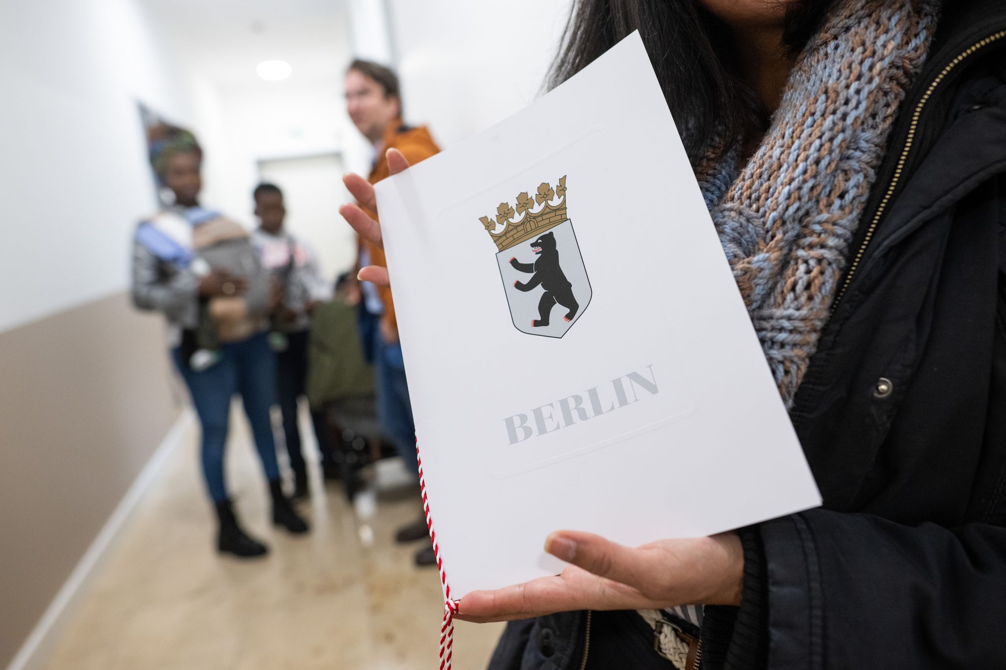 Berliner Verwaltungsgericht ertrinkt in Asyl- und Einbürgerungsklagen