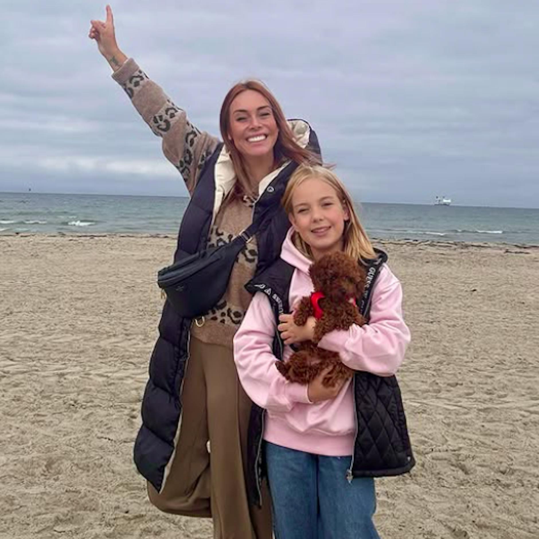 „Goodbye Deutschland“-Star Julia Holz nach Trennung zurück im Osten