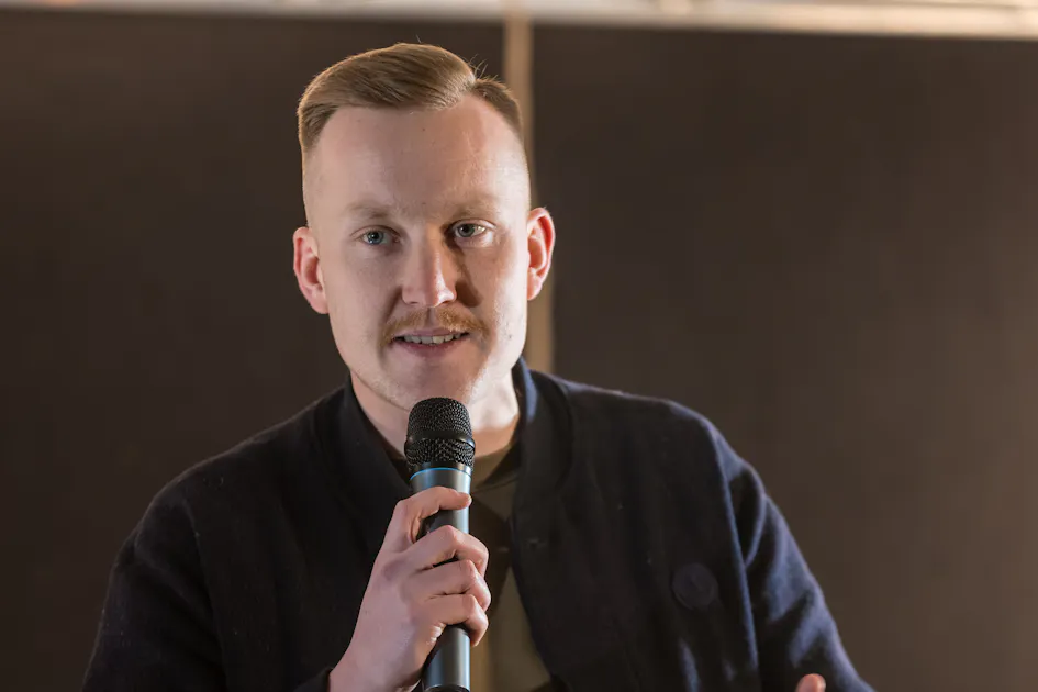 Chef der Identitären Bewegung tritt aus der AfD aus