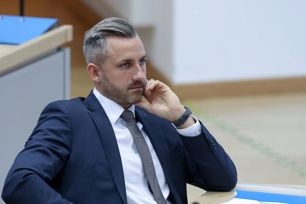 Vetternwirtschaft in Sachsen-Anhalt? AfD-Bundestagsfraktion kündigt Überprüfung an