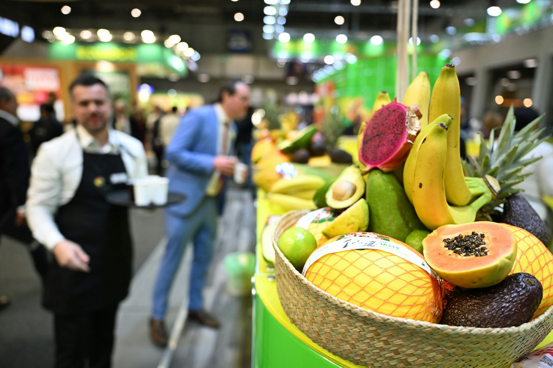 Leckeres Obst und frisches Gemüse warteten in den letzten Tagen auf Messebesucher, nun gehen die Früchte an Obdachlose.