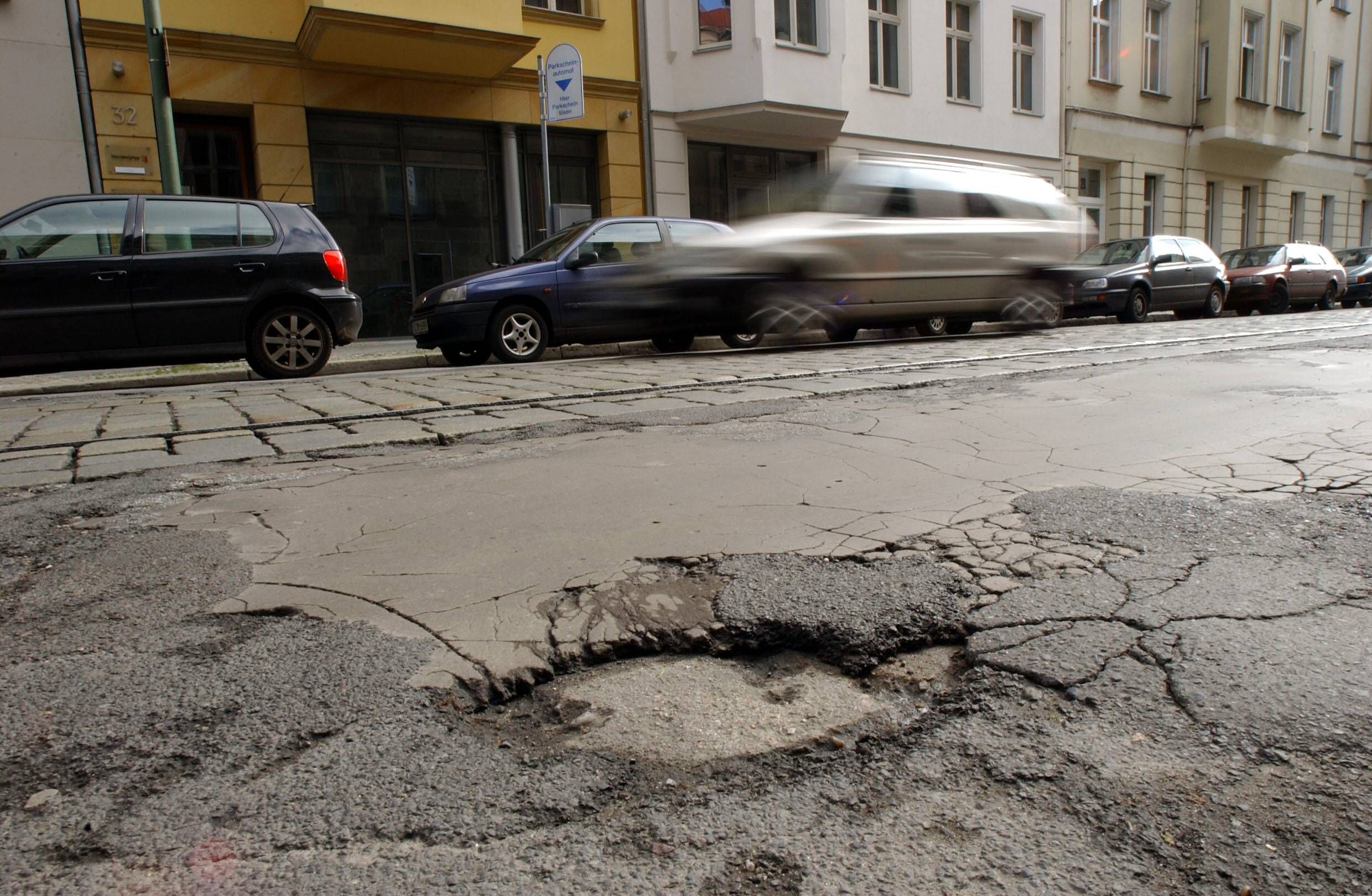 Winter verursacht Milliardenschäden an deutschen Straßen
