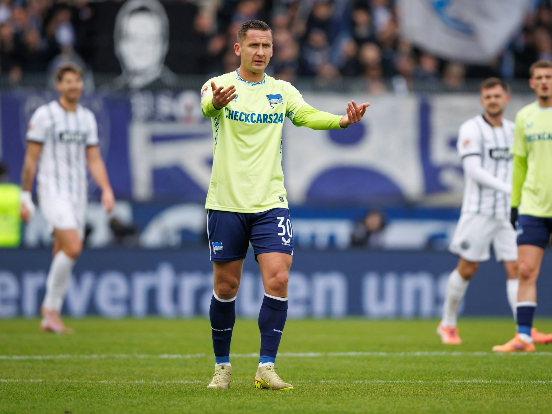 Herthas Taktgeber Paul Seguin will mit Hertha BSC Geschichte schreiben und glaubt an den Pokalsieg.