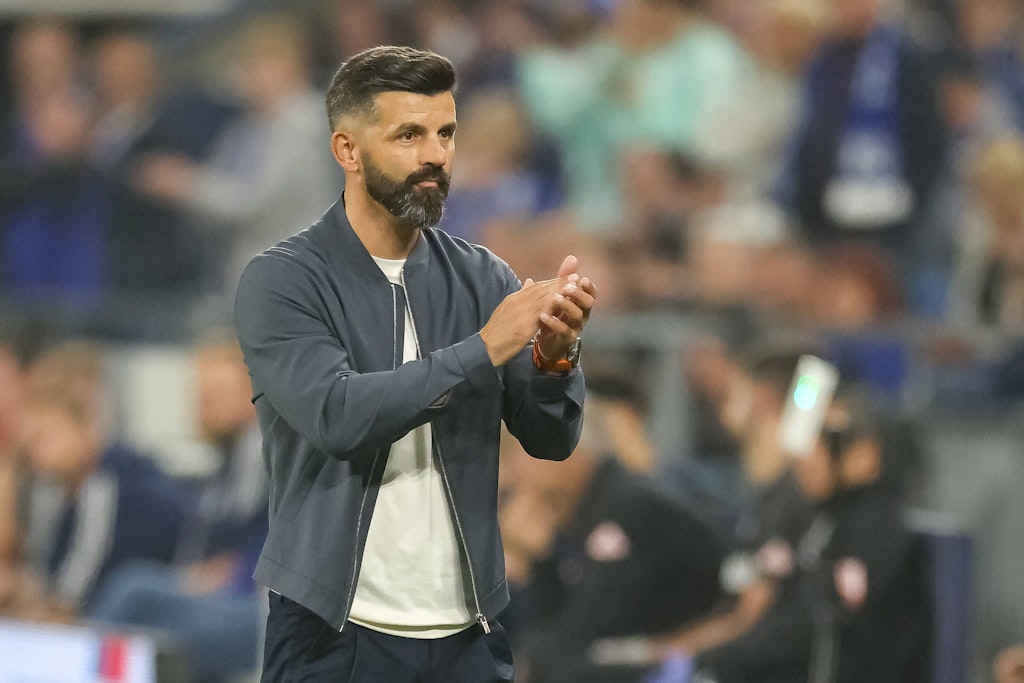 Schalke-Trainer-Muslic-dr-ckt-Hertha-BSC-die-Daumen