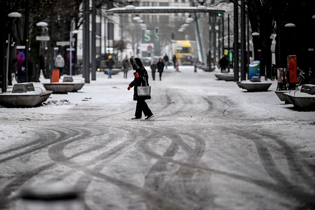 Wetter in Berlin aktuell: Schnee und gefrierender Regen - gefährlicher Glätte