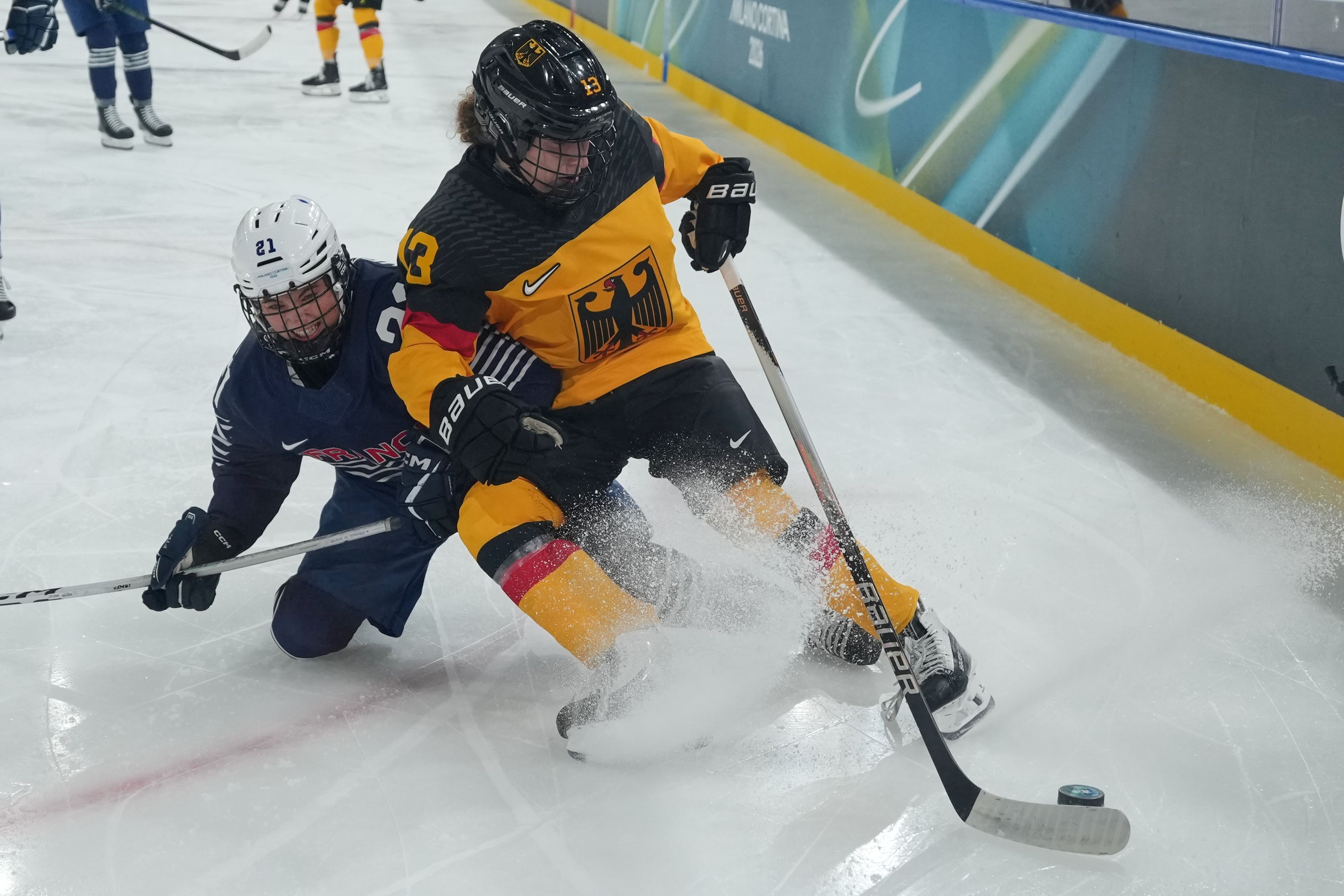 „Lasst sie reisen“ – Bundestagsabgeordnete zwischen Biathlon und Businessclass