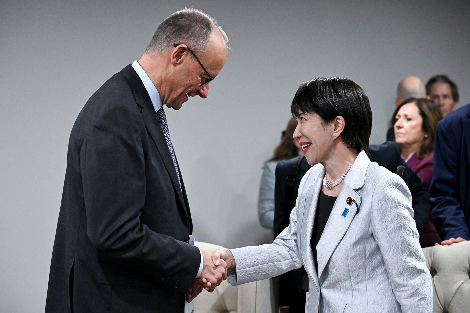 German Chancellor Friedrich Merz mit der japanischen Premierministerin Sanae Takaichi