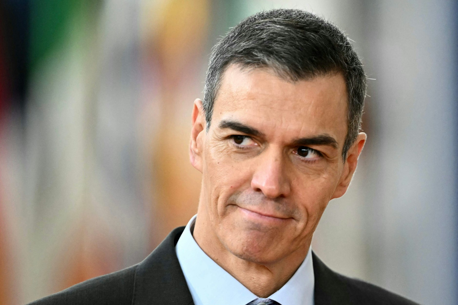 Spaniens Premierminister Pedro Sánchez will rund 500.000 illegalen Migranten in Spanien einen legalen Aufenthalt ermöglichen.