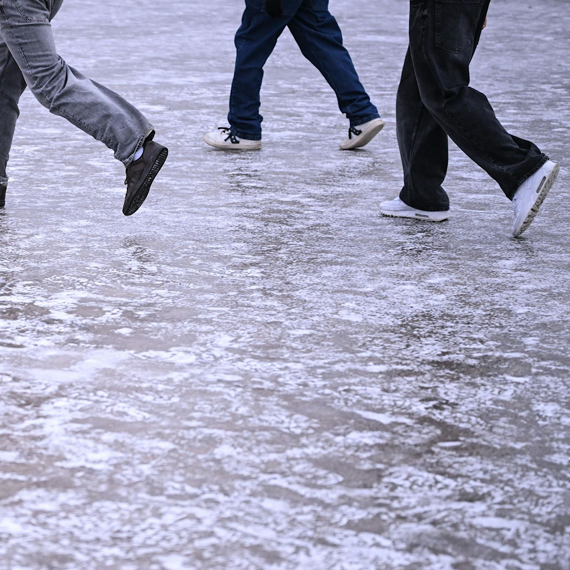 Glatteis-Chaos in Berlin: CDU und SPD planen neuen Winterdienst – Kritik