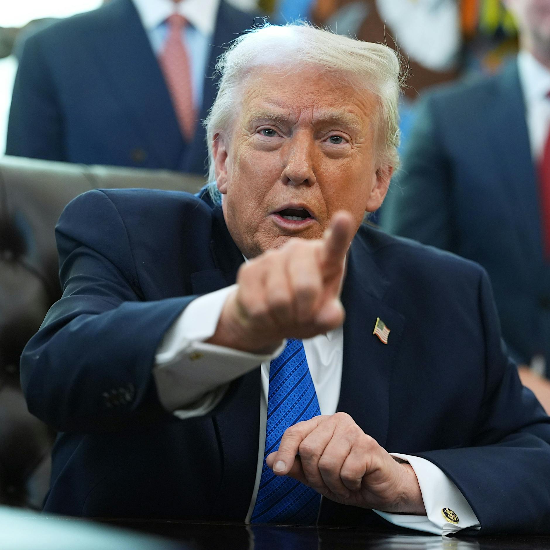 Oberstes Gericht stoppt Trumps Zölle: Stehen die USA jetzt vor der Pleite?