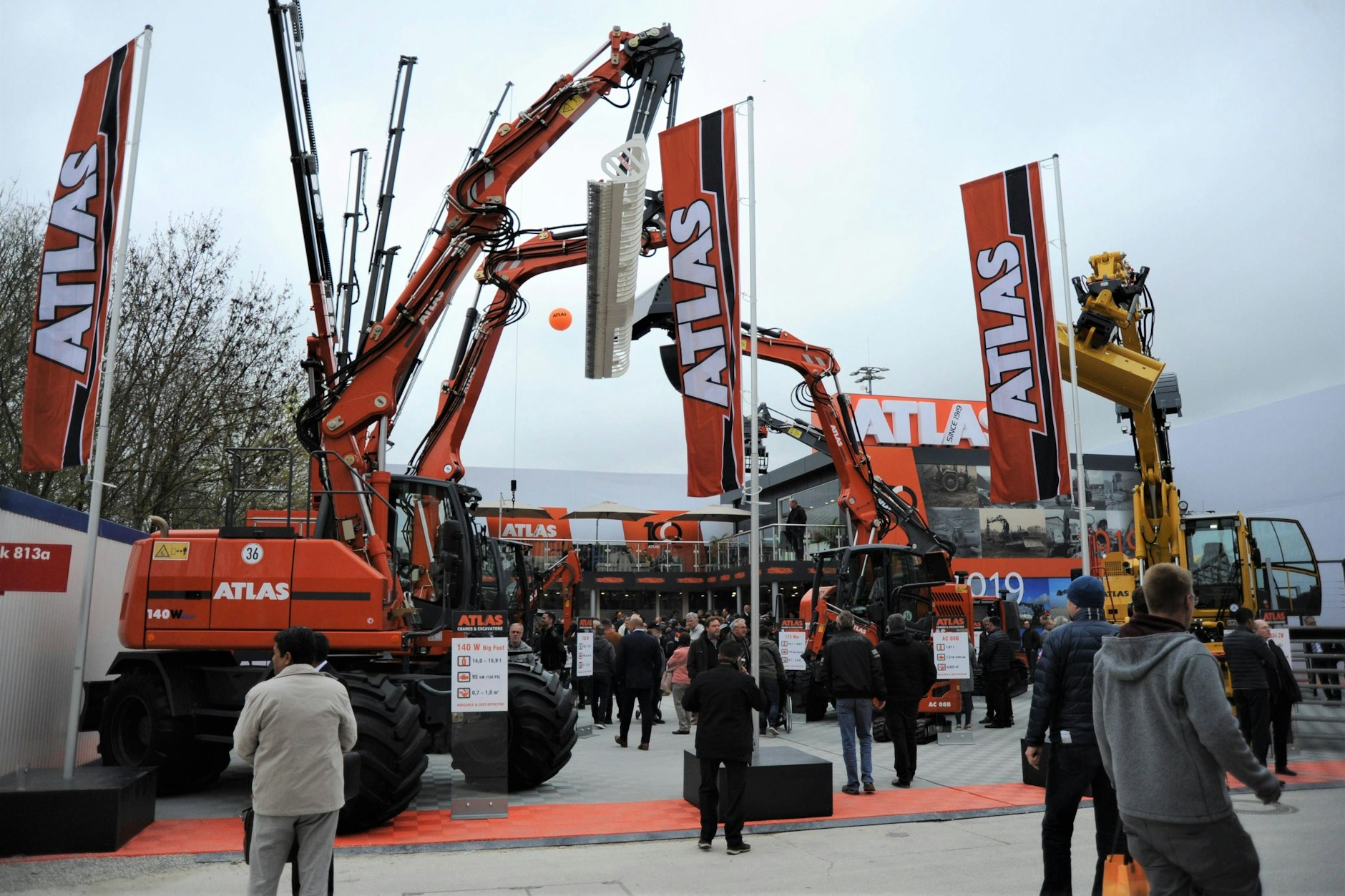 Insolvenzverwalter versuchen jetzt, den Hersteller für Baumaschinen zu retten.