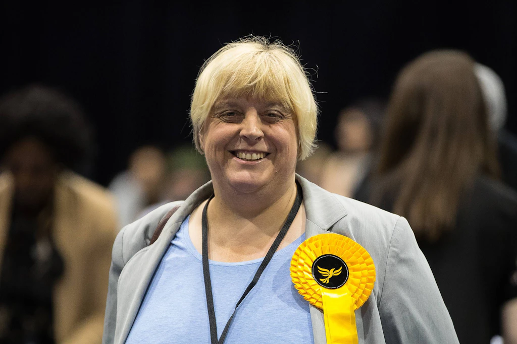 Jackie Pearcey tritt für die Liberal Democrats an.