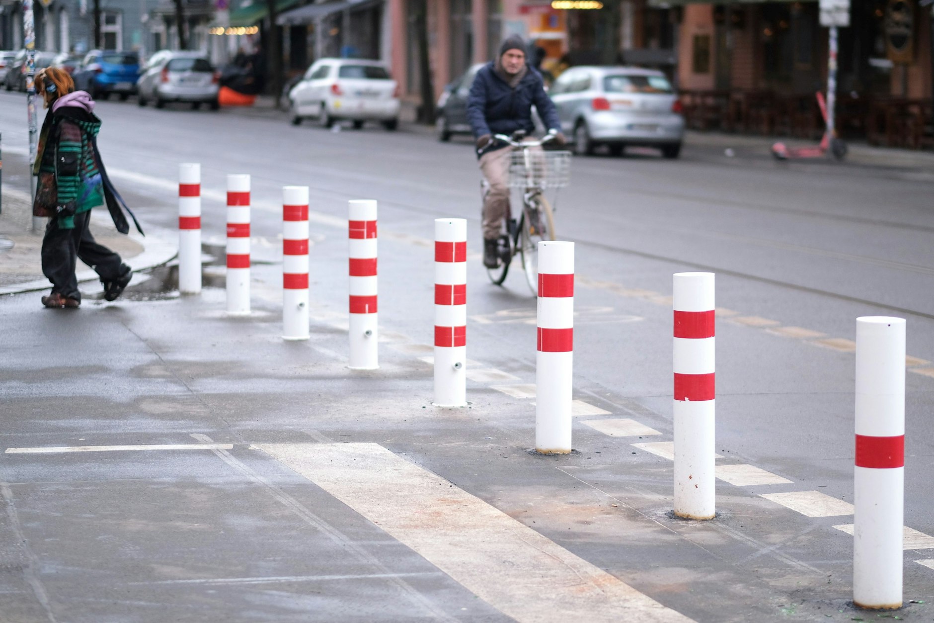 Poller und Straßensperrung bleiben in Friedrichshain ein Streitthema.
