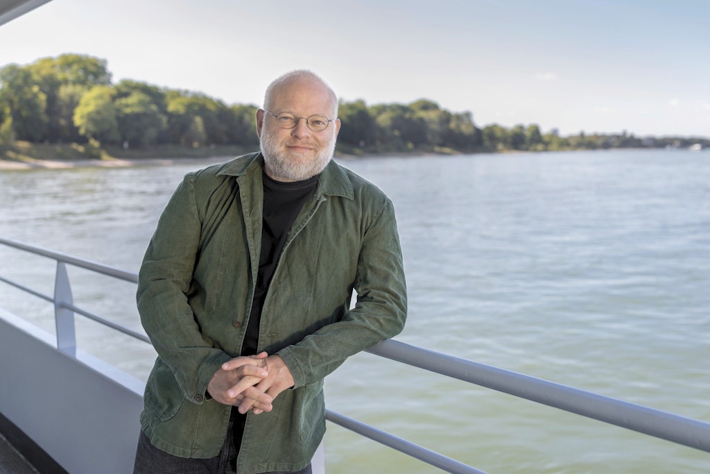 Kristof Magnussons „Die Reise ans Ende der Geschichte“: Wie man russische Flugzeuge kauft